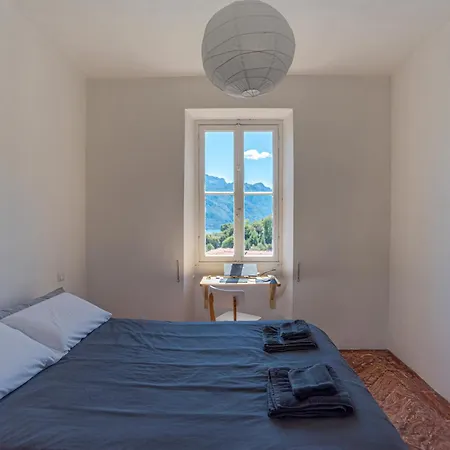 Casa Di Pietra 梅纳焦